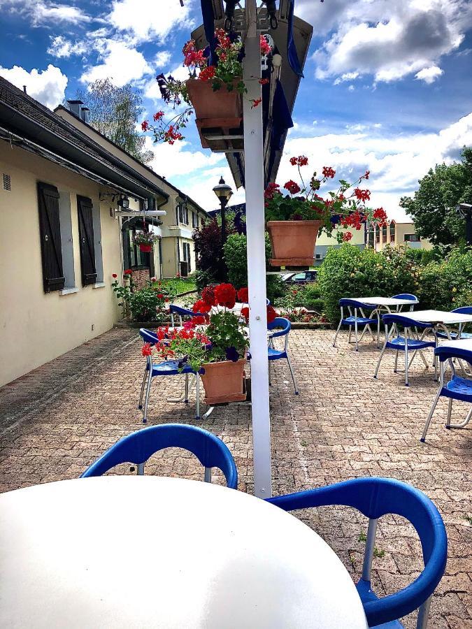 Kyriad Annecy Cran-Gévrier Exteriér fotografie