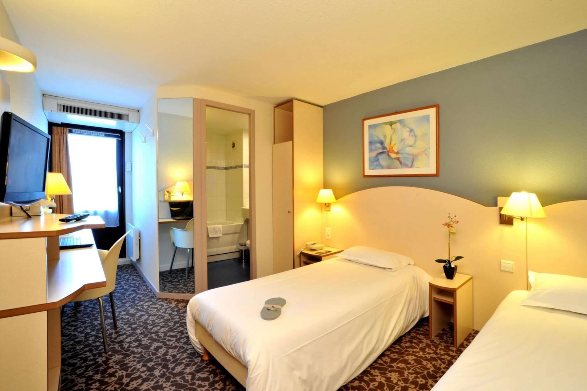 Kyriad Annecy Cran-Gévrier Exteriér fotografie